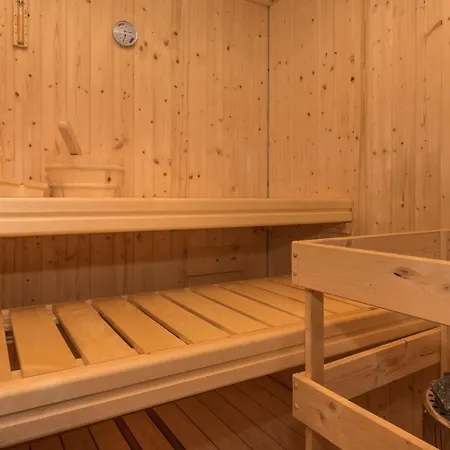 Sleeps 6 With Pool Air Con And Wifi Villa Bicine